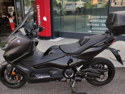 Yamaha T-Max 560 (2022 – 24) Usata RS Moto