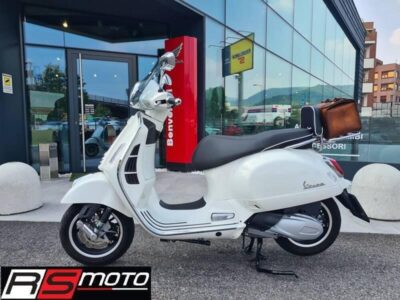 Vespa GTS 300 Super (2023 – 24) Usata RS Moto
